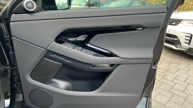 Land Rover Range Rover Evoque 2.0 D200 Dynamic SE 5dr Auto Diesel Hatchback